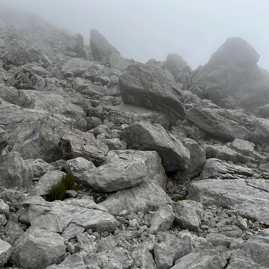 <b>ROCKS #2</b> ©2023 Ink jet on Baryté paper / 90cm x 90cm