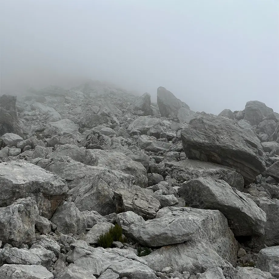 <b>ROCKS #3</b> ©2023 Ink jet on Baryté paper / 90cm x 90cm